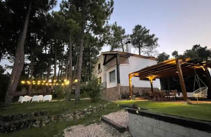 La Piñona - ACOGEDOR CHALET EN LAS ESTRIBACIONES DE LA SIERRA DE GREDOS - CASA PARA 6 PERSONAS CON PISCINA EN EL TIEMBLO ÁVILA - Photo 14