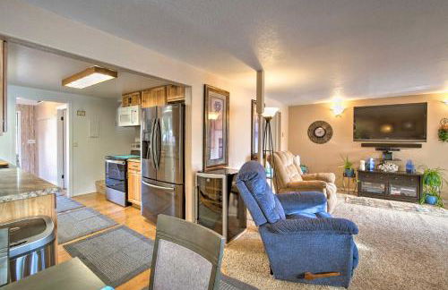 Waterfront North Bend Home 9 Miles into Town - Photo 7