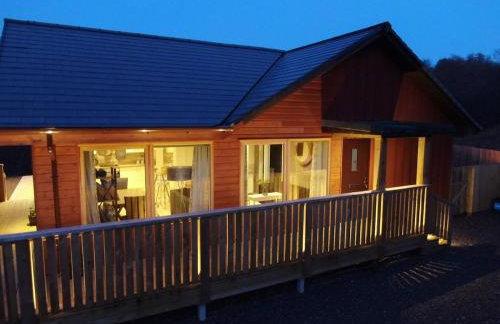 Luxury lodge with hot tub - Foto 1