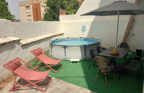 Casa con jardín, aparcamiento - Photo 2