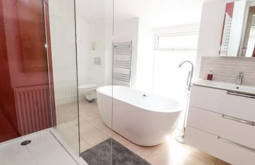 The Old Tywyn Post Office - Photo 19