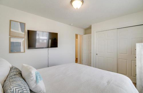 3 Mi to Old Town Albuquerque Townhome with Yard! - Photo 14