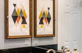 Serene Hilltop Oasis Above the City w Private Pool - Foto 67