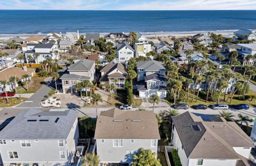 Stunning Beach Getaway - Steps to Ocean - Foto 52