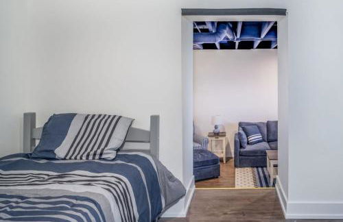 The Blue Sapphire 3BR 3BA Luxury Lakefront Home on Mineola Bay Stunning Views on Chain O Lakes - Photo 54