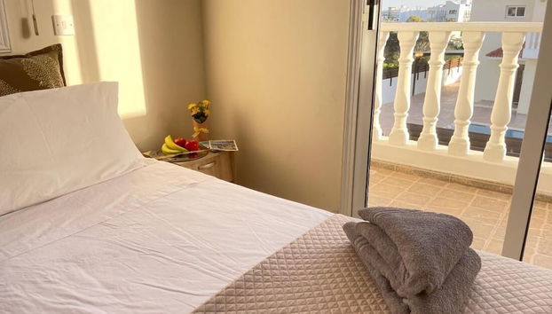 Villa Rugiada With Pool and sea View Located on the Front of Nissi Beach - Foto 3, Habitación