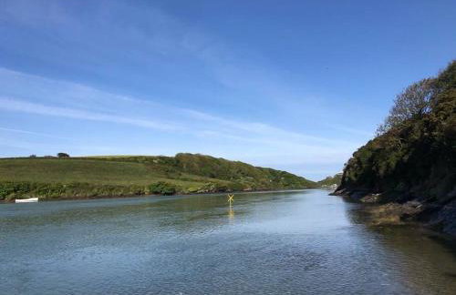 Amazing 2-bedroom apartment with lovely sea views - Foto 25