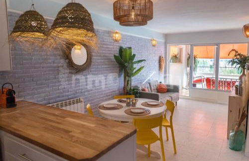 Appartement face à la mer avec parking gratuit libre d'accès - Photo 5