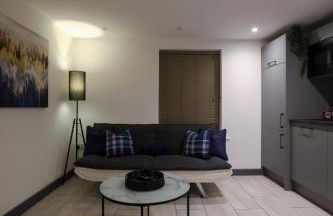 Modern 2 Bed Apartment in Bicester Town Centre - Foto 2