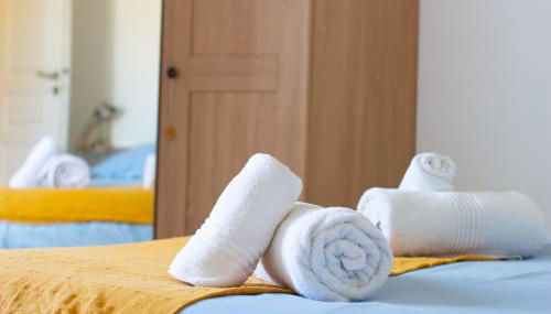 Le Tamaris, Garage privé hauteur limitée, Calme, Confort - Foto 4, towels, wardrobe