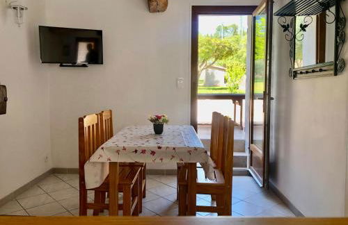 Villa Sainte Roseline -AC, Provençal Garden and BBQ - Foto 18