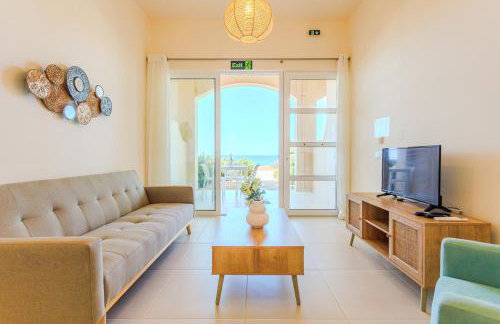 Resitour - Chania Aphrodite Beachfront - Photo 81