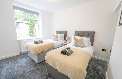 High Peak 5-Star Haven Gardens, Parking & WiFi - Foto 7