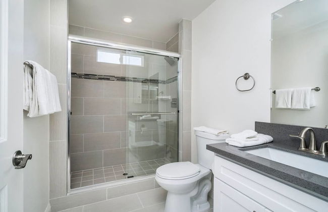 Brand NEW Luxury Modern 3bdr Townhome In Silver Lake - Photo 5