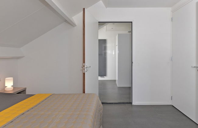 Waterfront Penthouse With Roof Terrace and Private Jetty - Foto 10