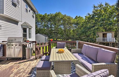 Hot Tub, Fire Pit and Lake Access Poconos Escape! - Foto 2