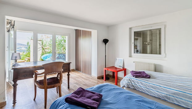 Villa Front de Mer Accès Plage Presqu'île de Giens-Sea and Mountain Pleasure - Foto 3, Habitación