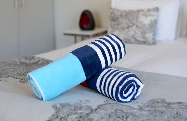 Unit Number 414 Cape Royale Luxury Apartments - Foto 9