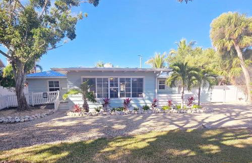 One-of-a-kindBeach, Village, Dock & Private Pool! - Foto 2