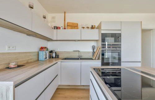 Stunning 2BR Flat with Terrace and private parking - Foto 10