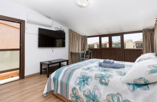 Sunset Beach 4 Bedroom Villa 200m to Beach+Fast WIFI - Photo 27