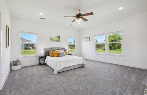 Modern Farmhouse in McDade - Foto 7