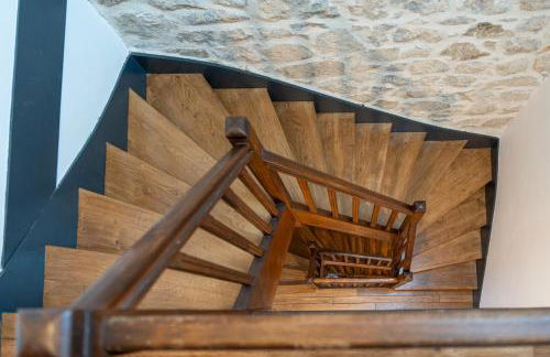 La maison Janisse - gîte en centre-ville avec jardin - Foto 13