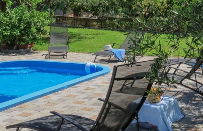 Alluring Holiday Home in Pakoštane With Swimming Pool - Foto 8