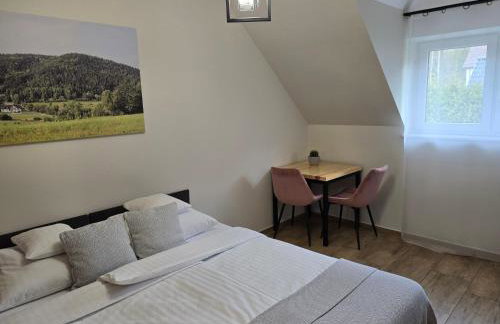 Dwór Bysina - Foto 27