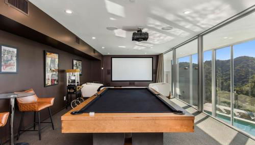 Spacious 4BR Retreat with Private Pool, Pool Table and Fast Wi-Fi Sleeps 9 Quiet Clinton Location - Foto 5