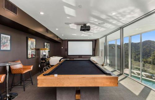 Spacious 4BR Retreat with Private Pool, Pool Table and Fast Wi-Fi Sleeps 9 Quiet Clinton Location - Foto 5