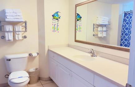 Breathtaking OCEAN FRONT Condo in Daytona Beach - Foto 8