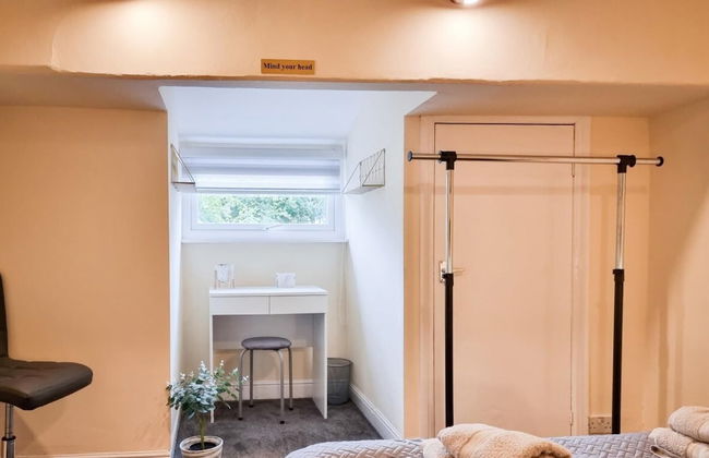 Marvellous 5 bed Perfect for Family or Contractor - Foto 5