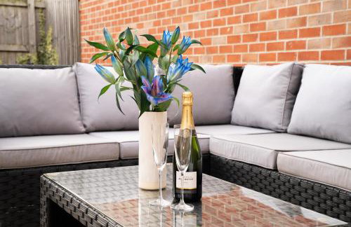 High-Spec Home, Office, SkyTV - for Families, Relocators & Contractors - Foto 31