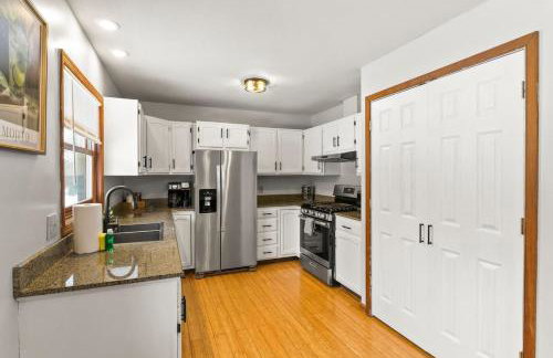 Dual Home Retreat! Walk Between Both! Sleeps 28 - Foto 26