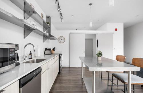 CozySuites at 747 Apts - Foto 25