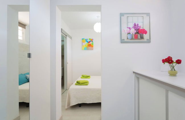 Delicious Los Cristianos,achacay,2bdr & 2bathr Beach Close Wifi Free - Foto 2