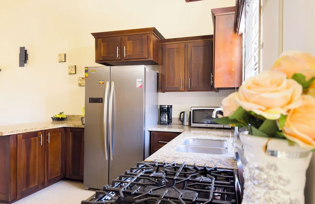 Jhadano Villa 3BR Pool Shuttle 3 Mins to Beach - Foto 18