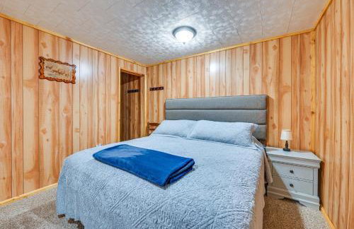 Kentucky Group Getaway with Dock and Lake Access - Foto 30