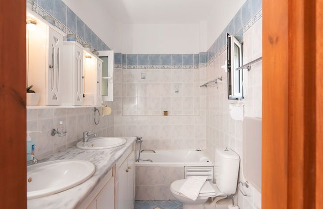 Plaque Panoramic SeaView Villa - Photo 25