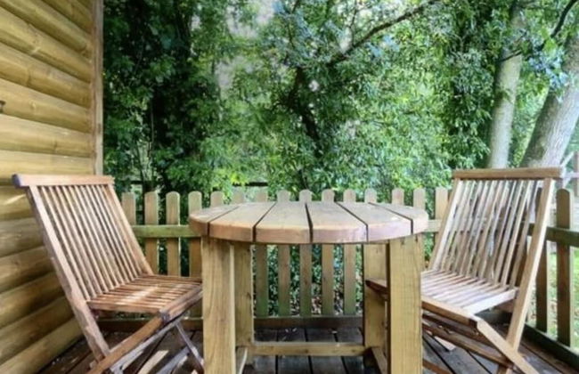 Inviting 1-bed Cabin in Newmarket - Foto 11