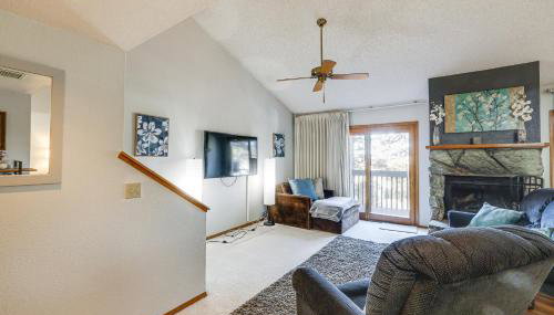 Cozy Flagstaff Retreat with Balcony and Mtn View! - Foto 4