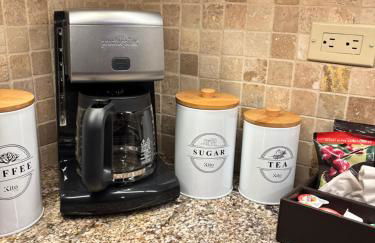 NEW! Marriott Slope View Ski in Ski out Luxury Studio Sleeps 4 Full kitchen, Amenities & Fee Parking - Foto 22