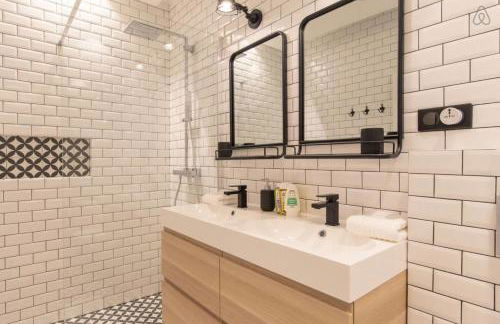 COURS SALEYA Renovated 3 Bedrooms 1 min to Beach Air Conditioning - Foto 18