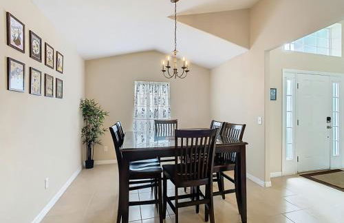 Disney Getaway 3BR Home Private Pool Oasis - Foto 15