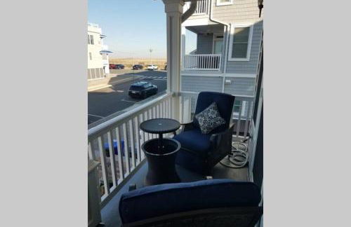 Ocean and Beach Views from Five Decks in Ortley Beach - Foto 32