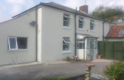 4 Bed-2 Bath-Bar-Pool Table-Library- Xmas venue - Photo 1