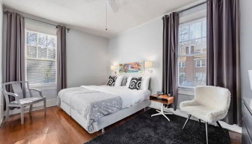 Retro 1BR in Elizabeth with Porch & Eclectic Design - Foto 2