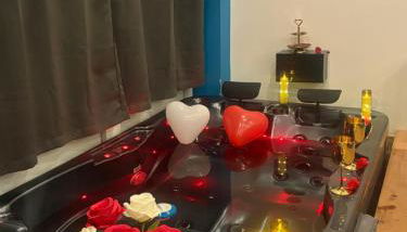 Love 2 avec Jacuzzi - Foto 3