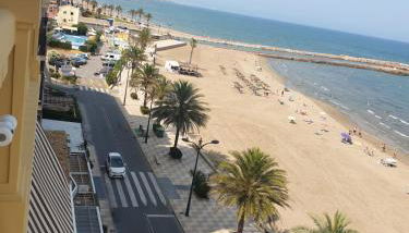 IDEALLY located on BEACH - Foto 3